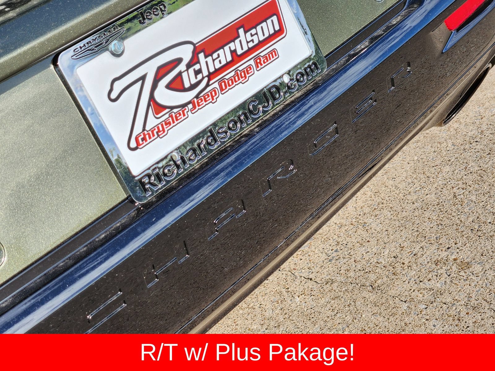 New 2026 Dodge Charger R/T w/ Driver Convenience Group AWD/4WD image 18