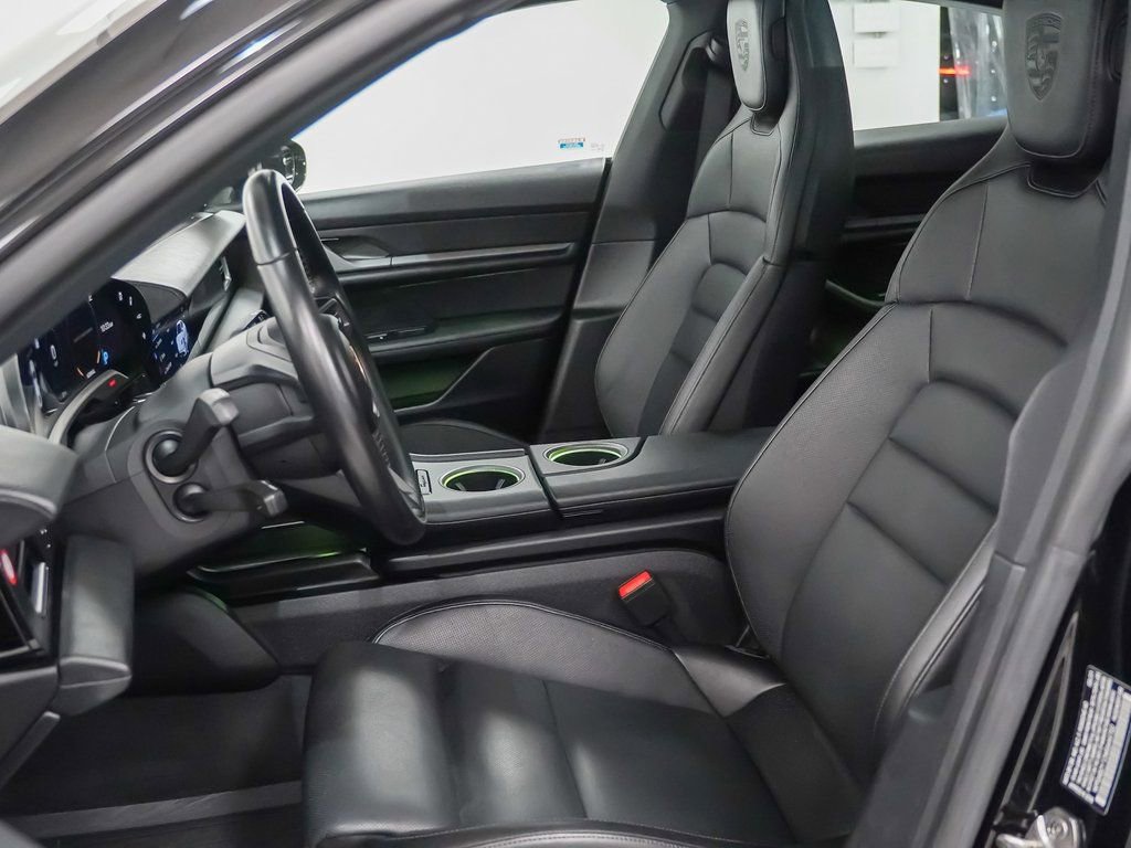 Certified 2021 Porsche Taycan 4S image 5