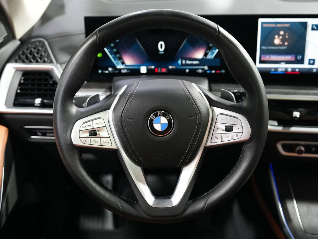Used 2024 BMW X7 xDrive40i AWD/4WD image 32