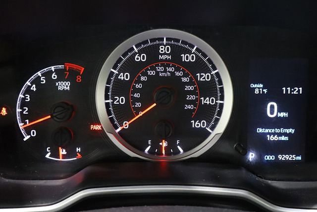 Used 2020 Toyota Corolla SE image 24