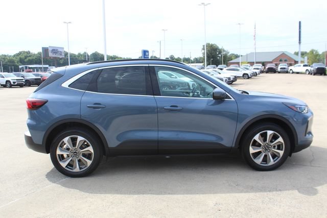 Used 2024 Ford Escape Platinum AWD/4WD image 9