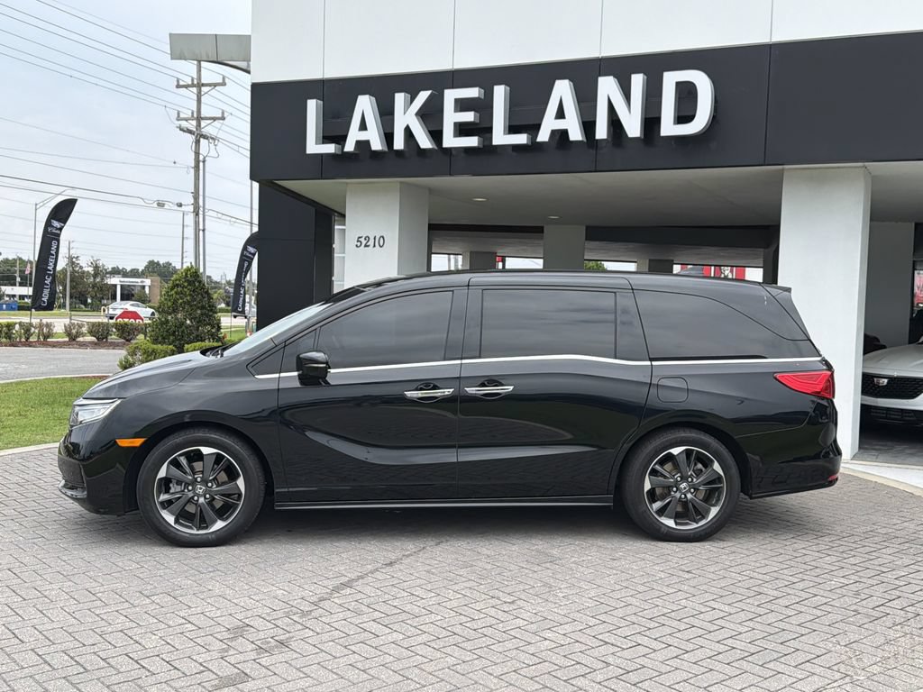 Used 2022 Honda Odyssey Elite image 3