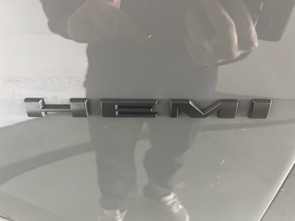 Used 2023 Dodge Durango R/T w/ Hemi Orange Plus Package image 38