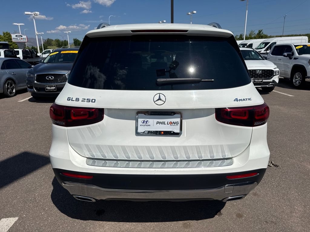 Used 2022 Mercedes-Benz GLB 250 4MATIC image 12