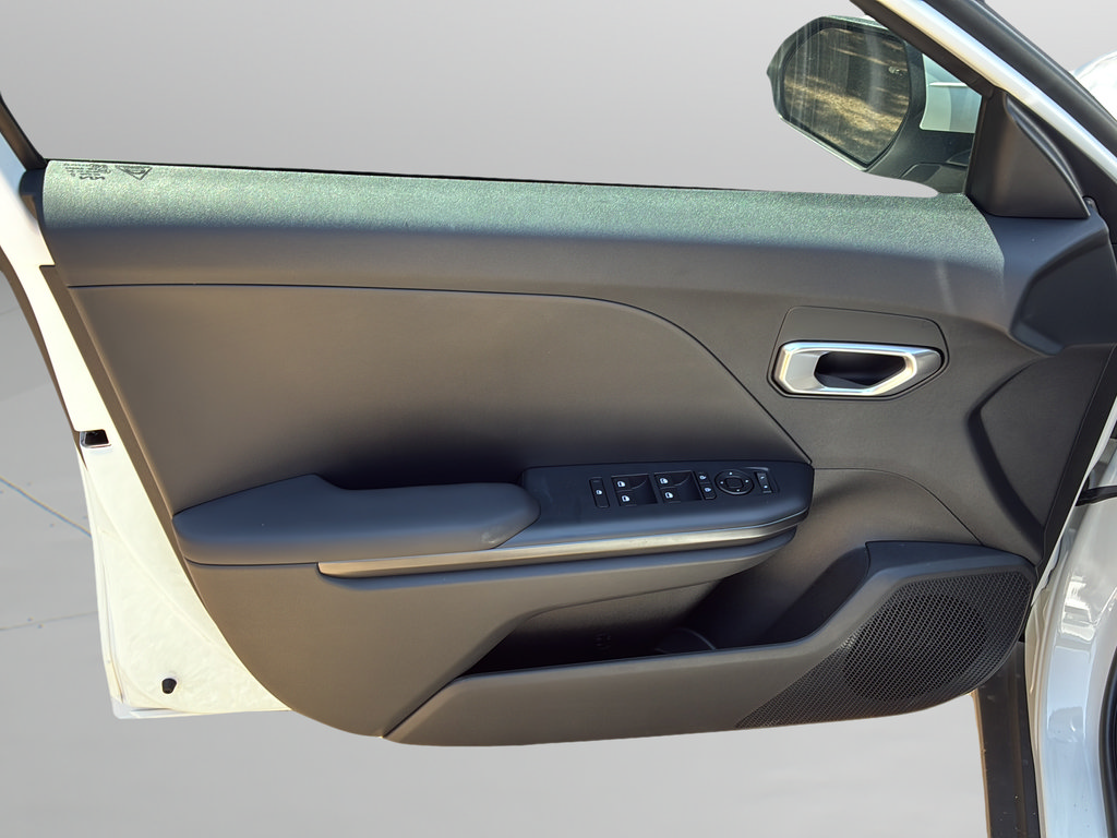 New 2026 Kia K4 FWD image 20