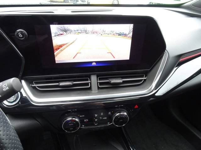 Certified 2024 Chevrolet Trax RS w/ Sunroof Package image 17