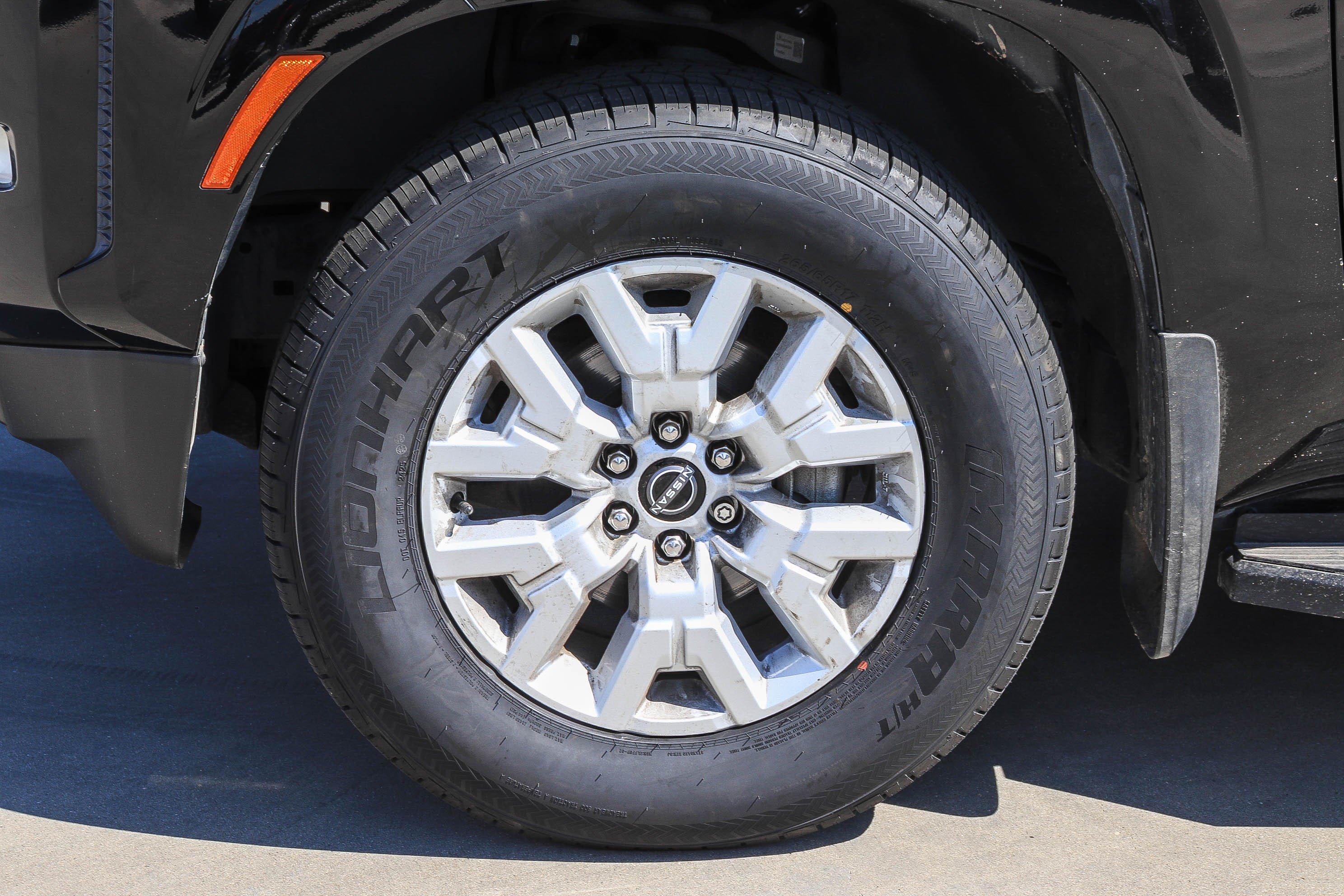 Used 2022 Nissan Frontier SV w/ Technology Package RWD image 11
