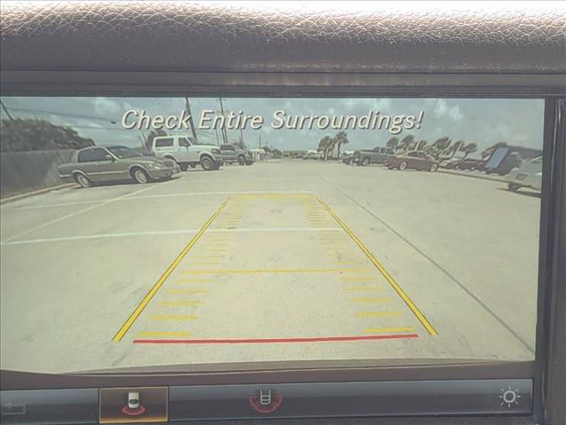 Used 2019 Mercedes-Benz SLC 300 image 11