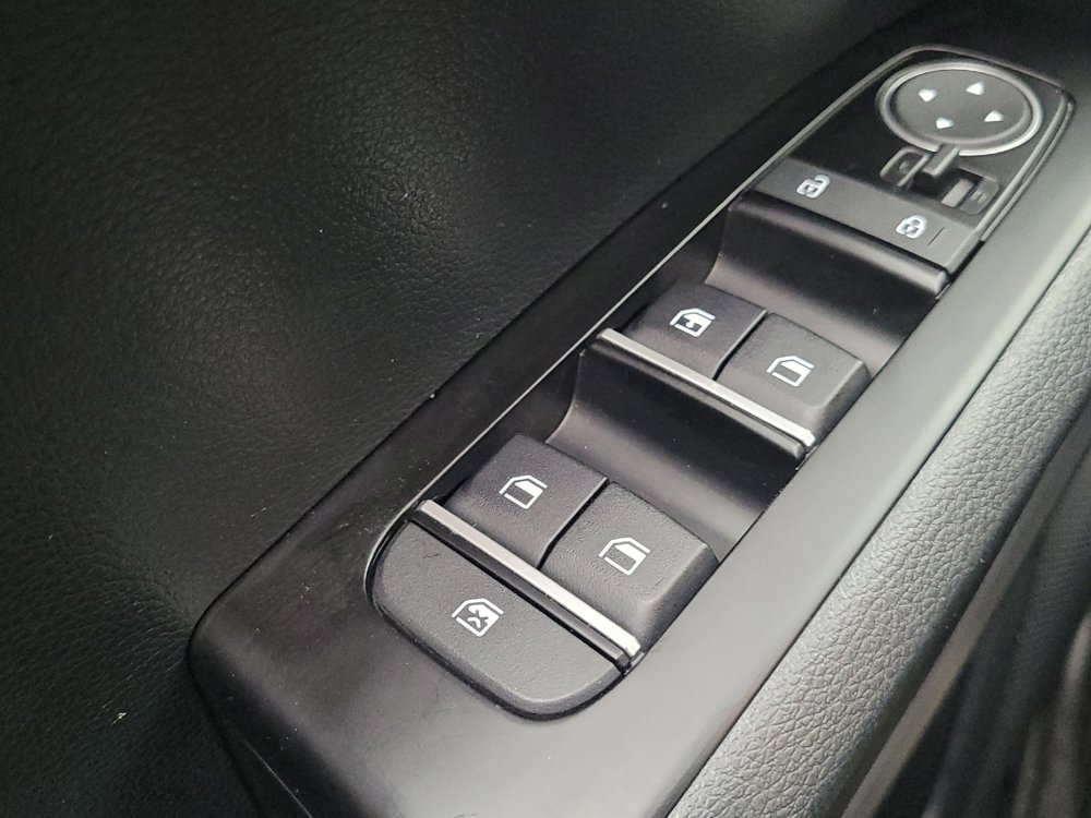 Used 2025 Kia Soul LX w/ LX Technology Package image 27