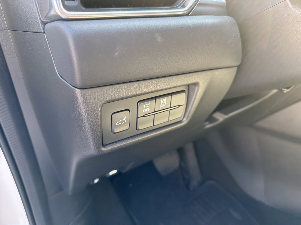 Used 2020 MAZDA CX-5 Touring image 19