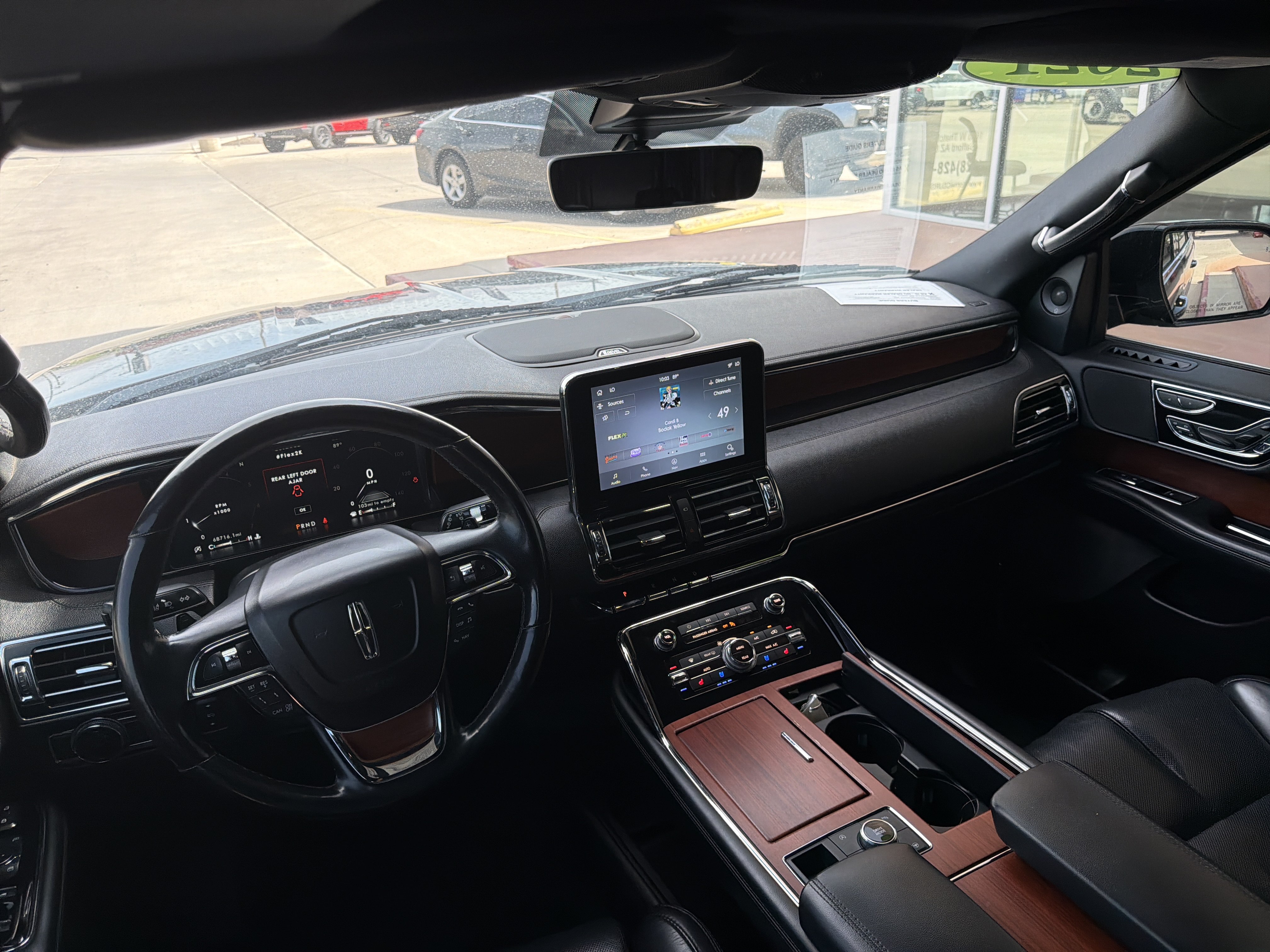 Used 2021 Lincoln Navigator Reserve RWD image 12