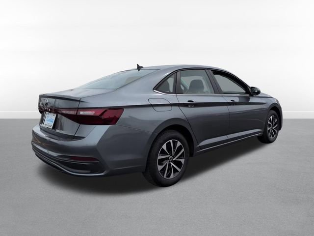 Used 2025 Volkswagen Jetta S image 4