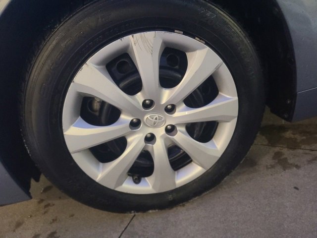 Used 2022 Toyota Corolla LE image 12