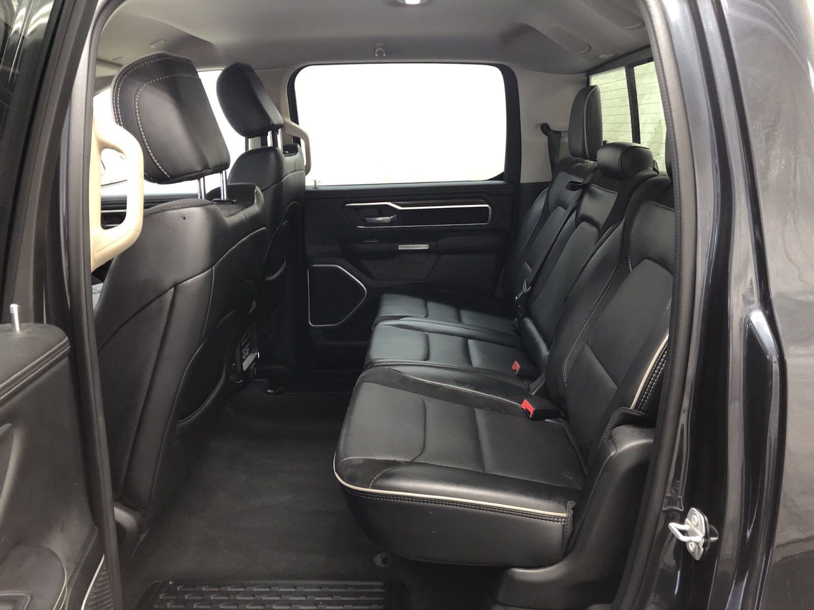 Used 2020 RAM 1500 Laramie image 7