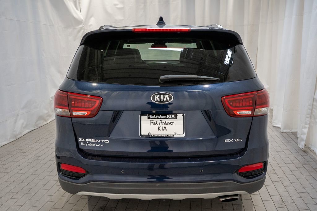Used 2019 Kia Sorento EX w/ EX Touring Package image 4