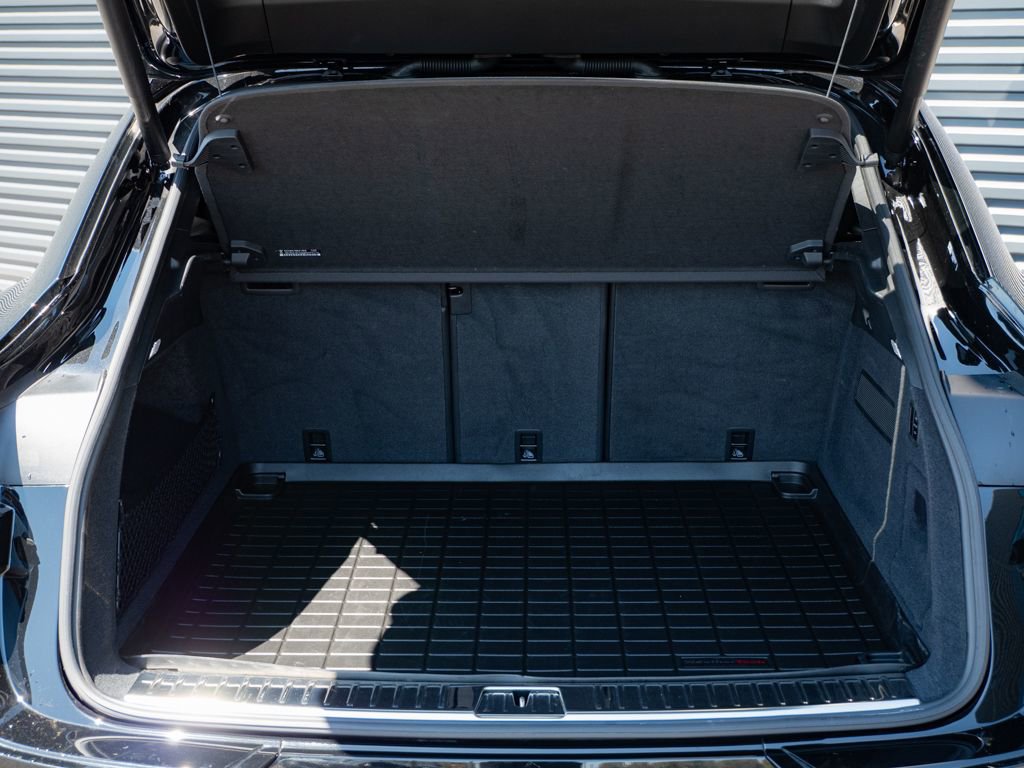 Used 2025 Porsche Cayenne GTS image 31