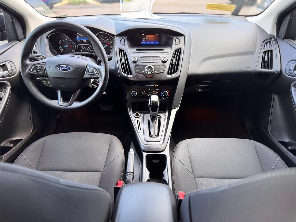 Used 2016 Ford Focus SE FWD image 22