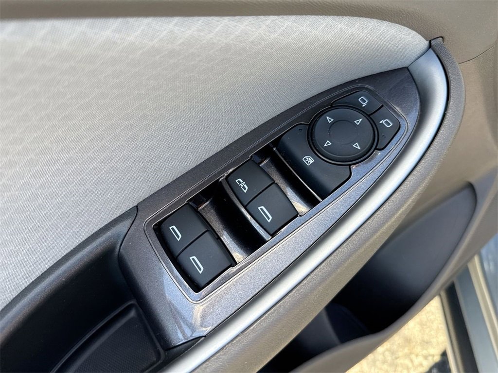 Used 2025 Chevrolet Malibu LT image 13