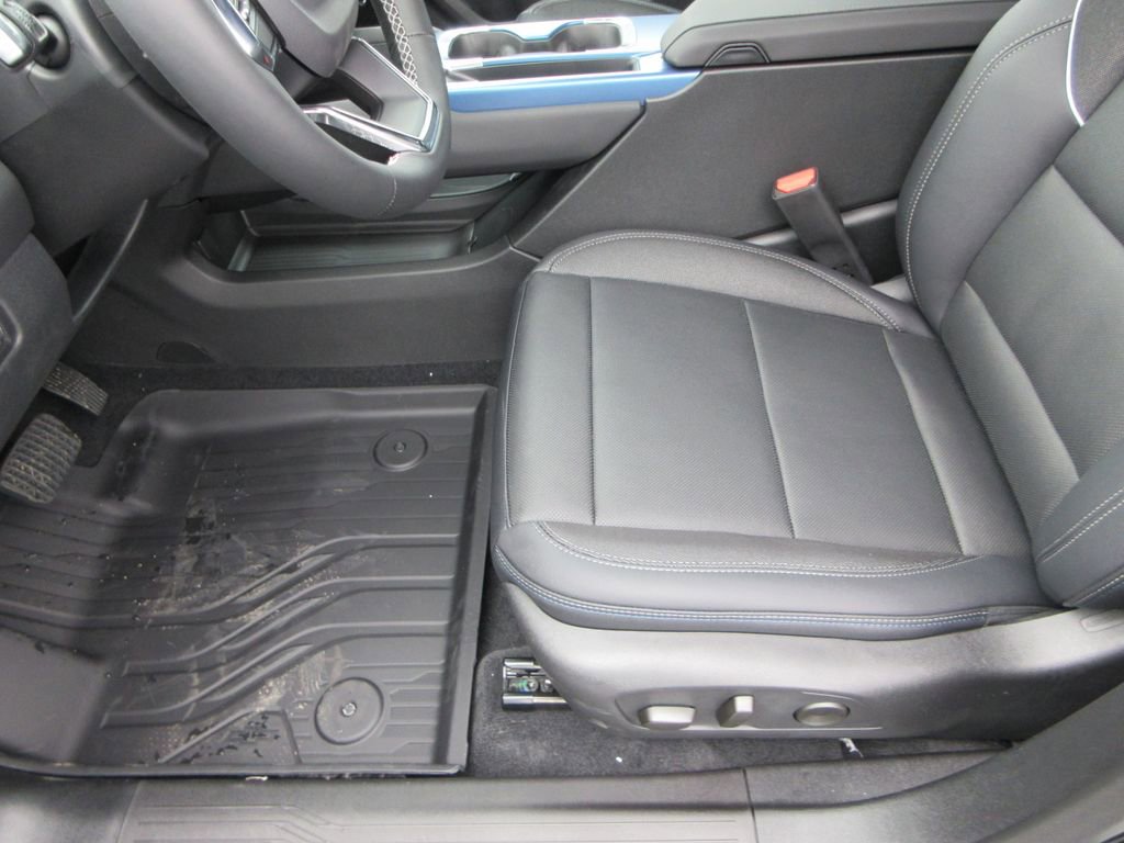 New 2026 Chevrolet Equinox EV LT image 21