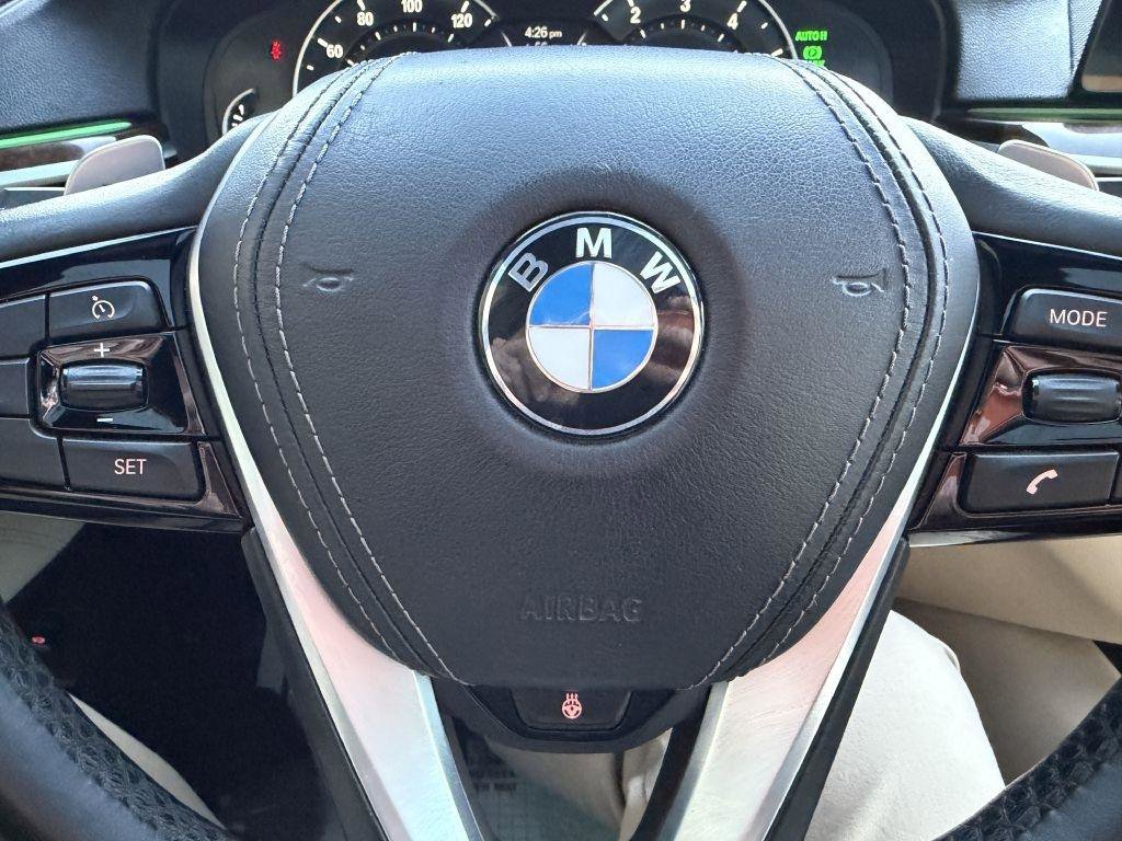 Used 2019 BMW 530i xDrive w/ Convenience Package AWD/4WD image 25