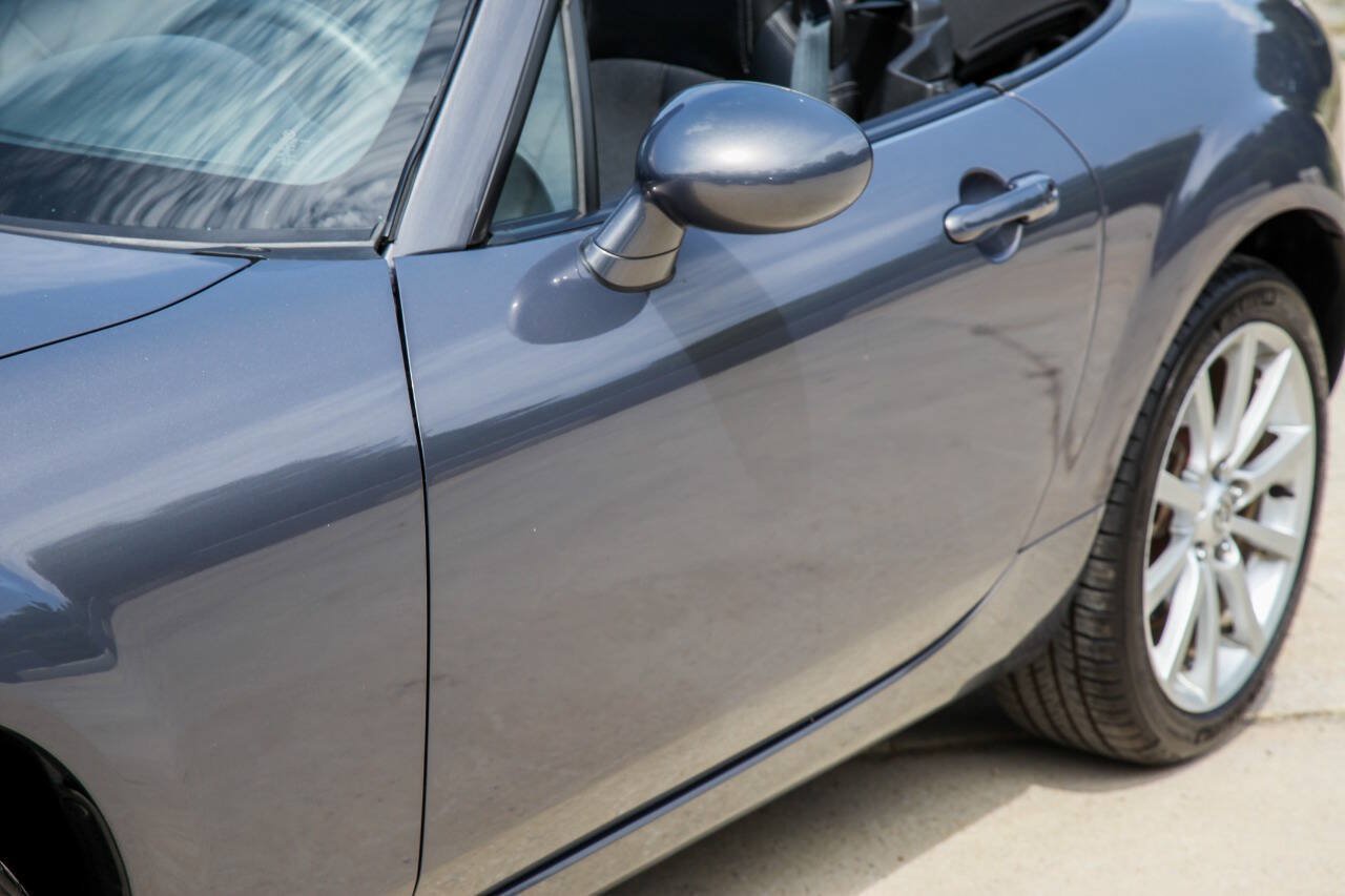 Used 2006 MAZDA MX-5 Miata Grand Touring w/ Premium Pkg RWD image 6