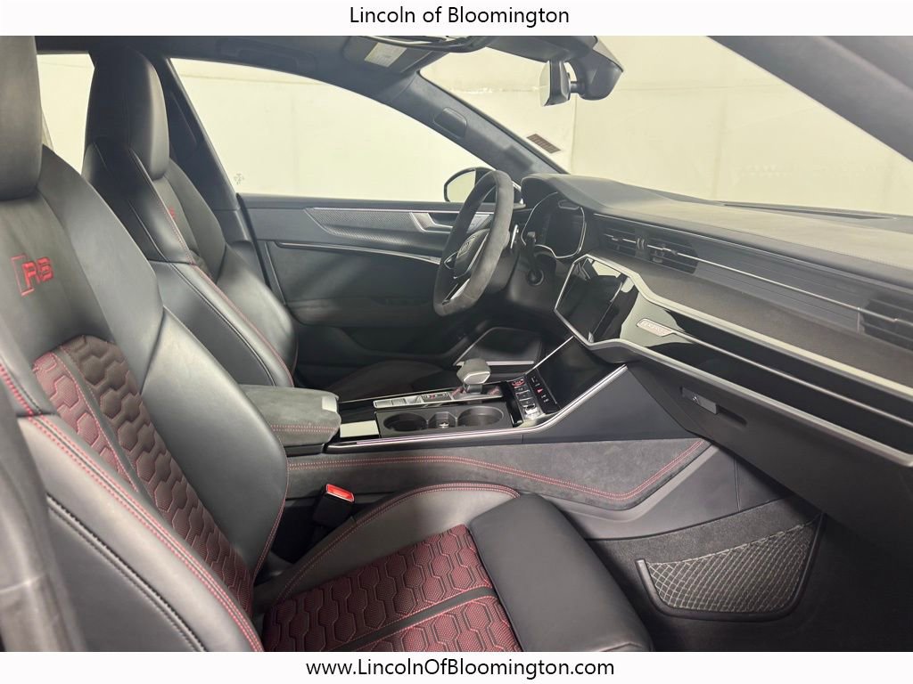Used 2024 Audi RS 7 Performance w/ Black Optic Package image 14