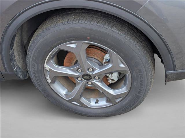 Used 2025 Ford Escape ST-Line image 7