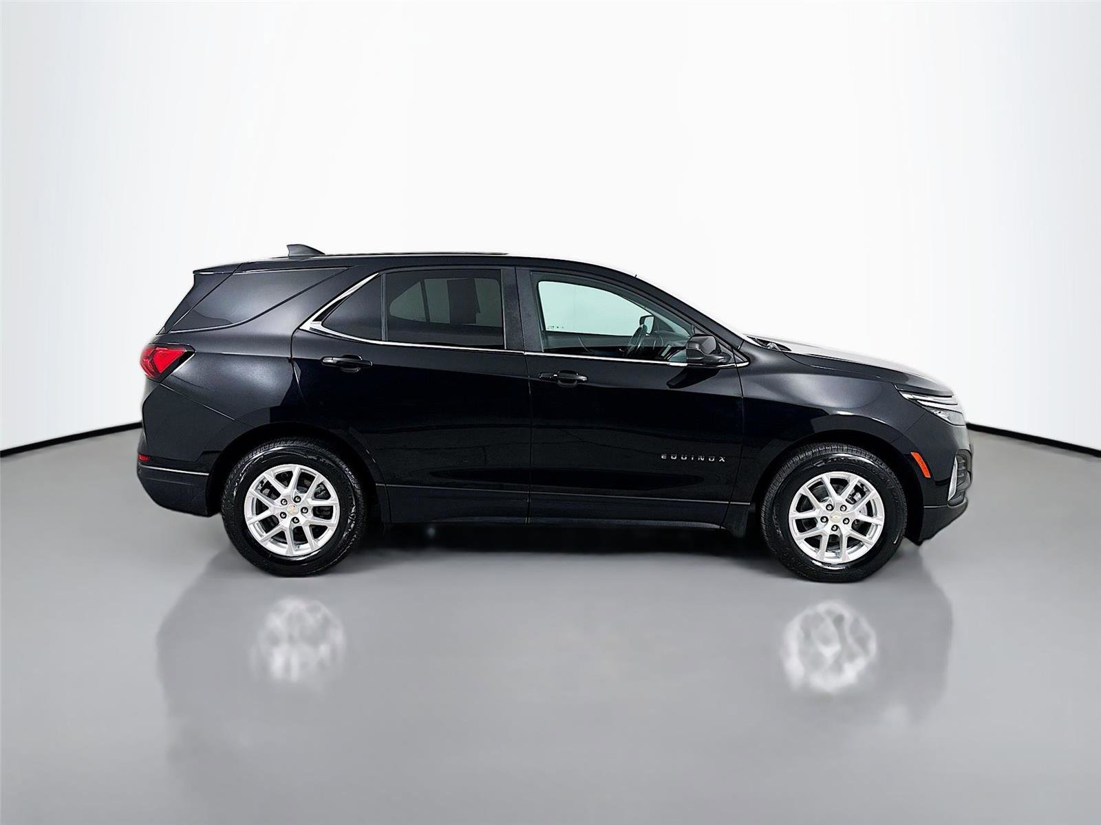 Used 2022 Chevrolet Equinox LT image 10