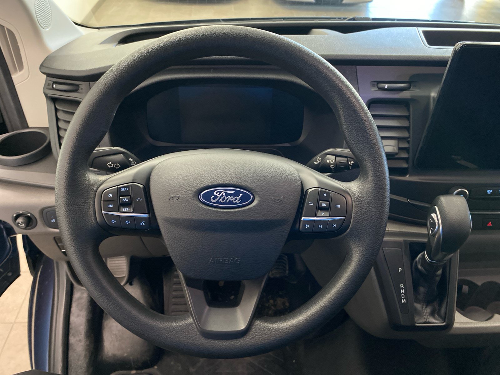 New 2026 Ford Transit 150 Low Roof w/ Load Area Protection Package RWD image 12