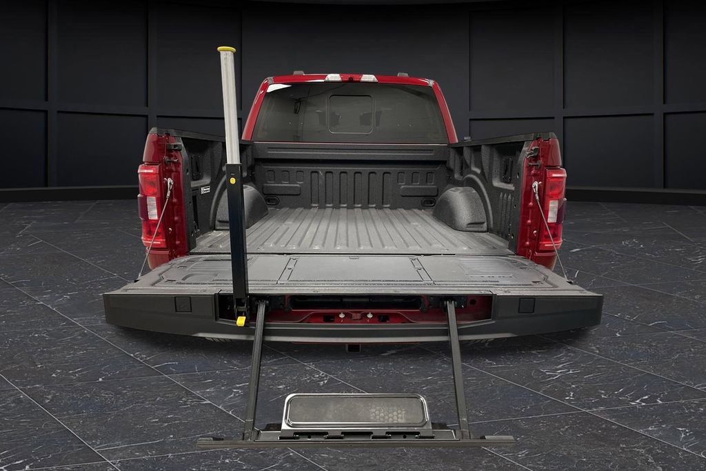 Used 2022 Ford F150 XLT w/ Equipment Group 302A High image 17