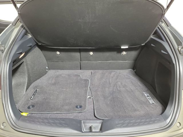 Used 2021 Toyota C-HR XLE FWD image 10