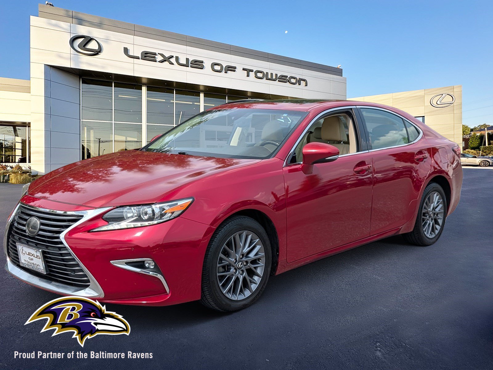 Used 2018 Lexus ES 350 w/ Premier Package