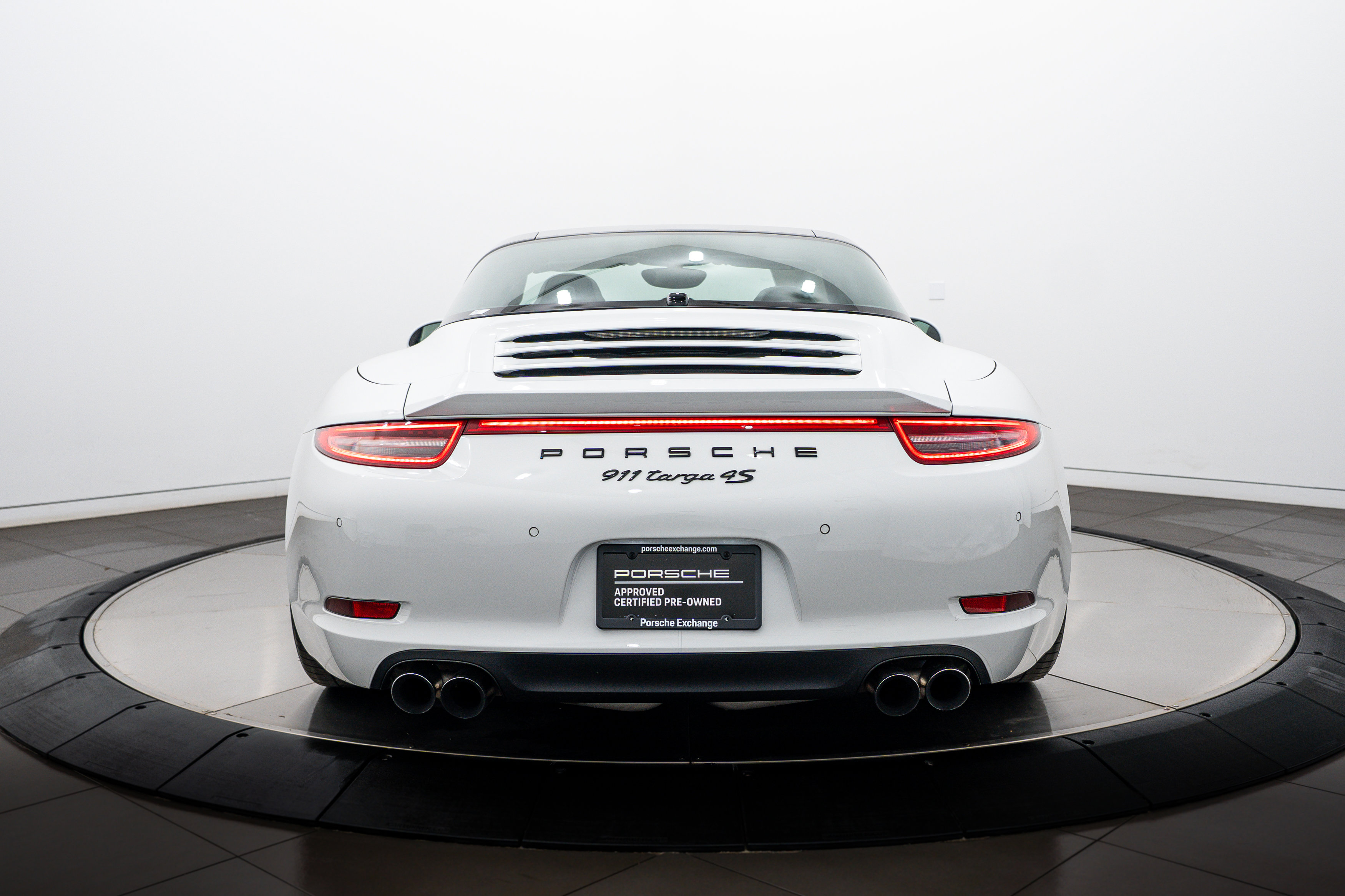 Certified 2014 Porsche 911 Targa 4S image 6