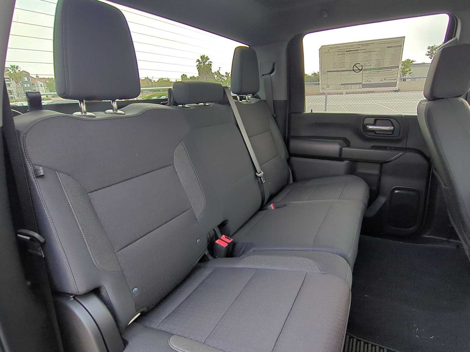 New 2026 Chevrolet Silverado 2500 Custom w/ Custom Value Package AWD/4WD image 24