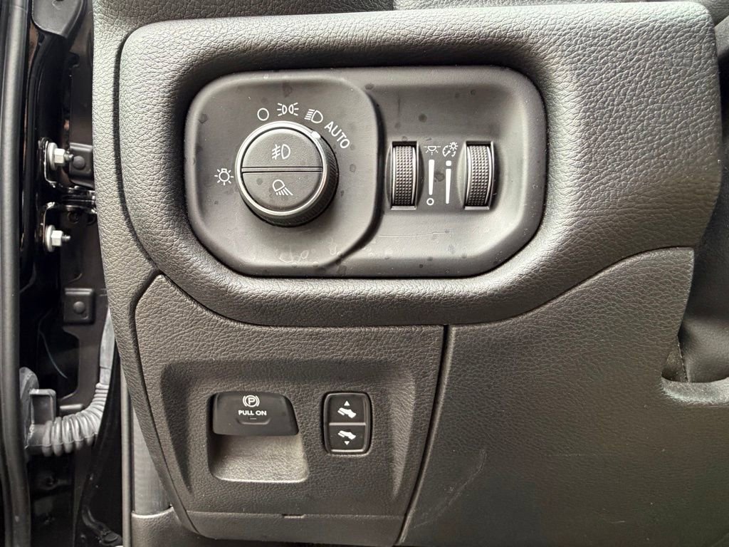 Certified 2025 RAM 1500 Laramie AWD/4WD image 26