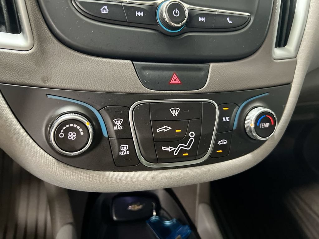 Used 2017 Chevrolet Malibu LS FWD image 16