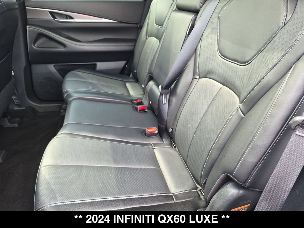 Used 2024 INFINITI QX60 Luxe AWD/4WD image 3