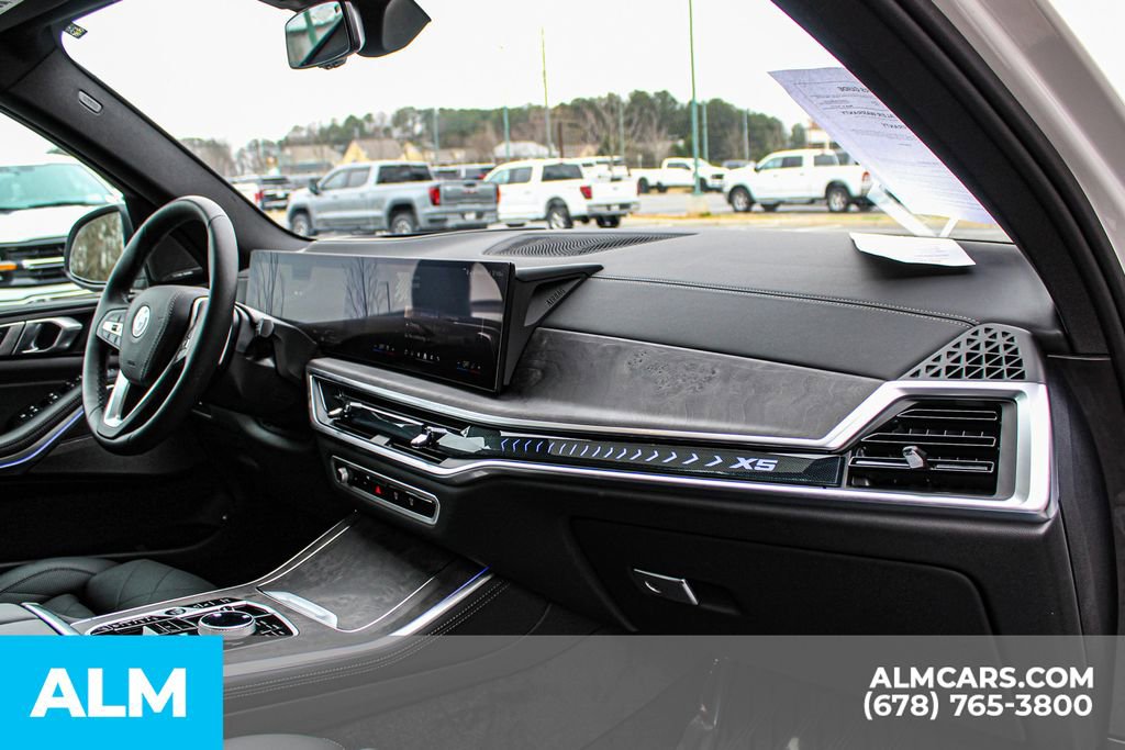 Used 2026 BMW X5 xDrive50e w/ Executive Package image 23