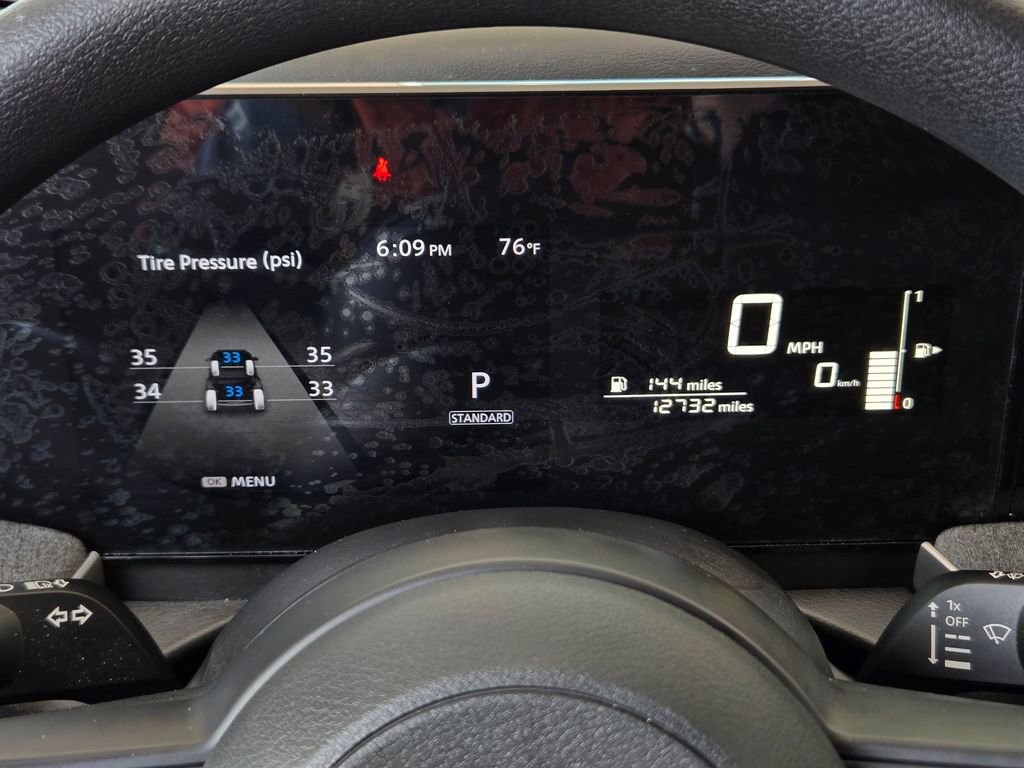 Used 2025 Nissan Kicks SV image 23