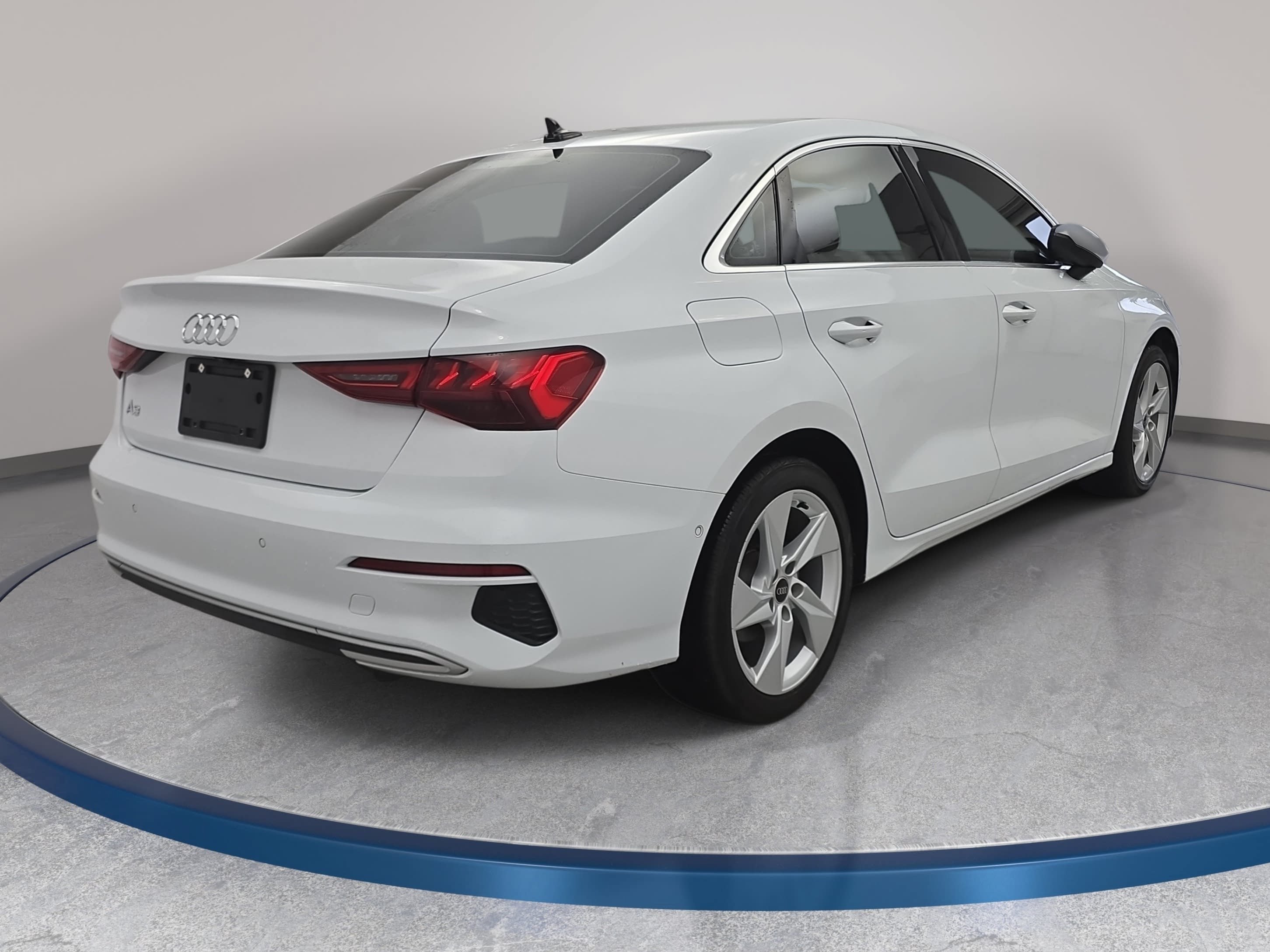 Used 2023 Audi A3 2.0T Premium FWD image 5