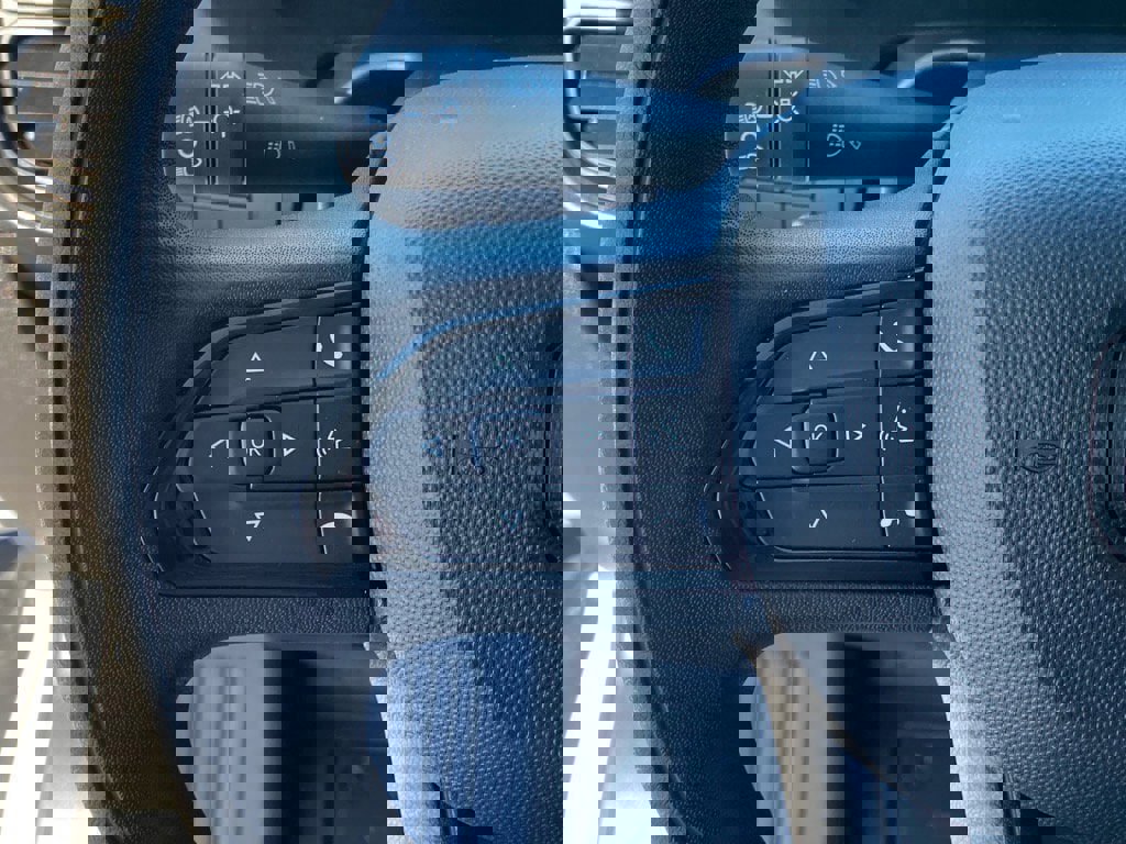 Used 2025 RAM ProMaster 2500 w/ Premium Convenience Group image 17