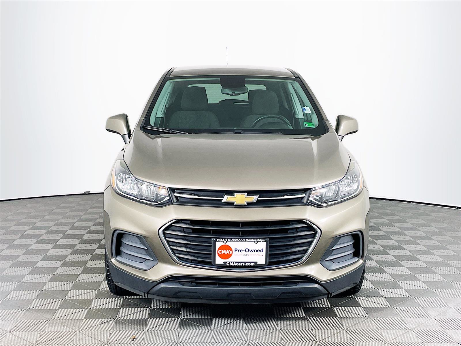 Used 2020 Chevrolet Trax LS w/ Tint and Cruise Package image 2
