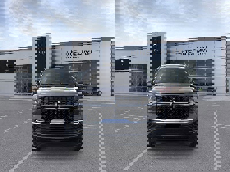 New 2026 Lincoln Navigator L Reserve w/ Jet Appearance Package image 6