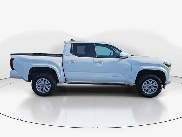 Used 2024 Toyota Tacoma SR5 RWD video 3