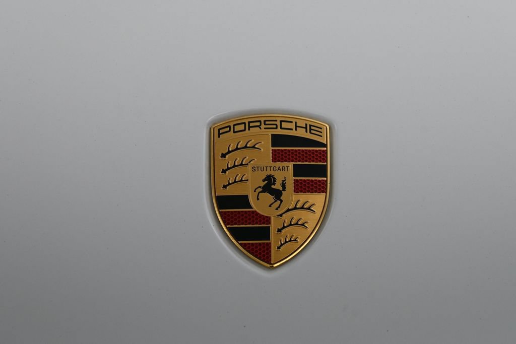 Certified 2025 Porsche Panamera RWD image 33