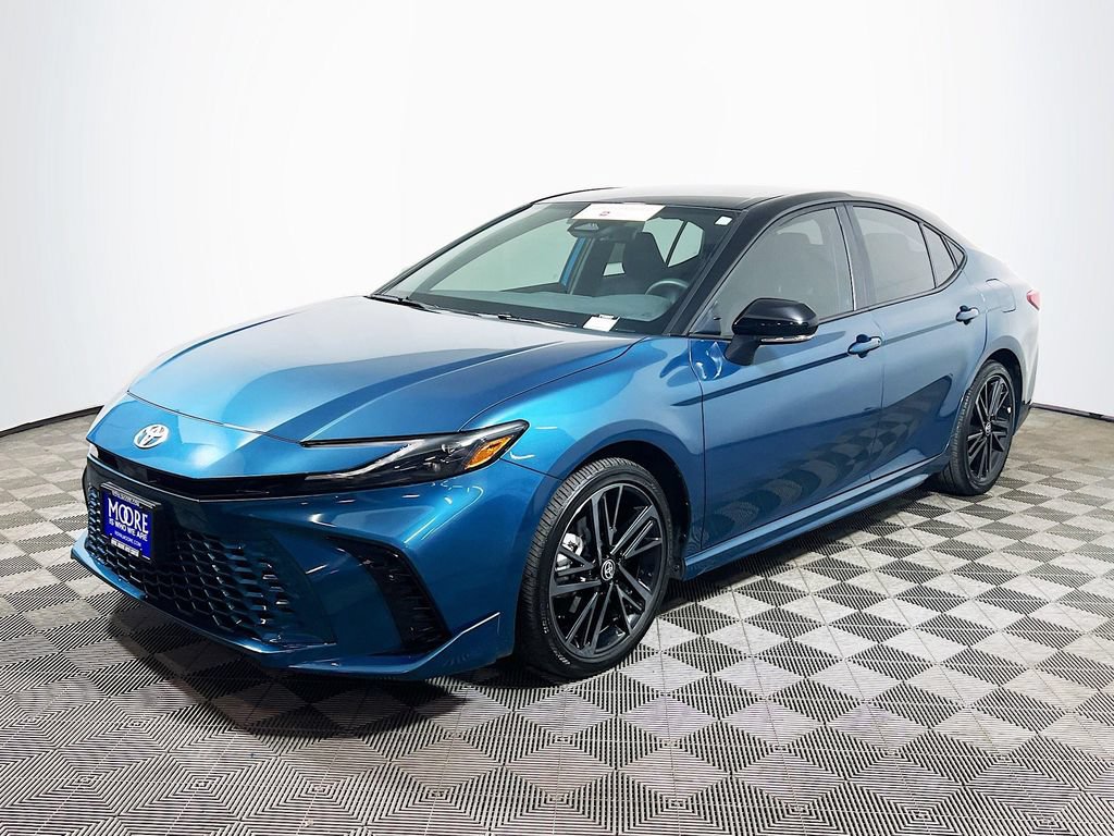 Certified 2025 Toyota Camry XSE AWD/4WD image 3