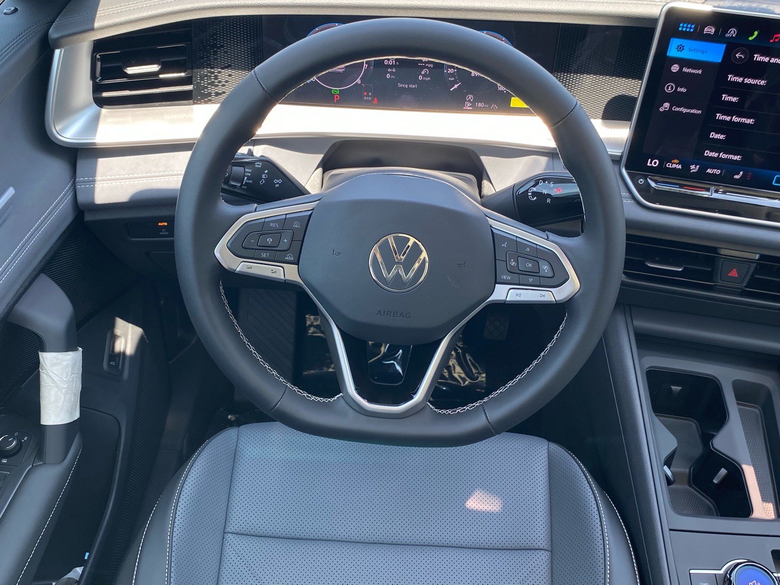 New 2026 Volkswagen Tiguan SE AWD/4WD image 5