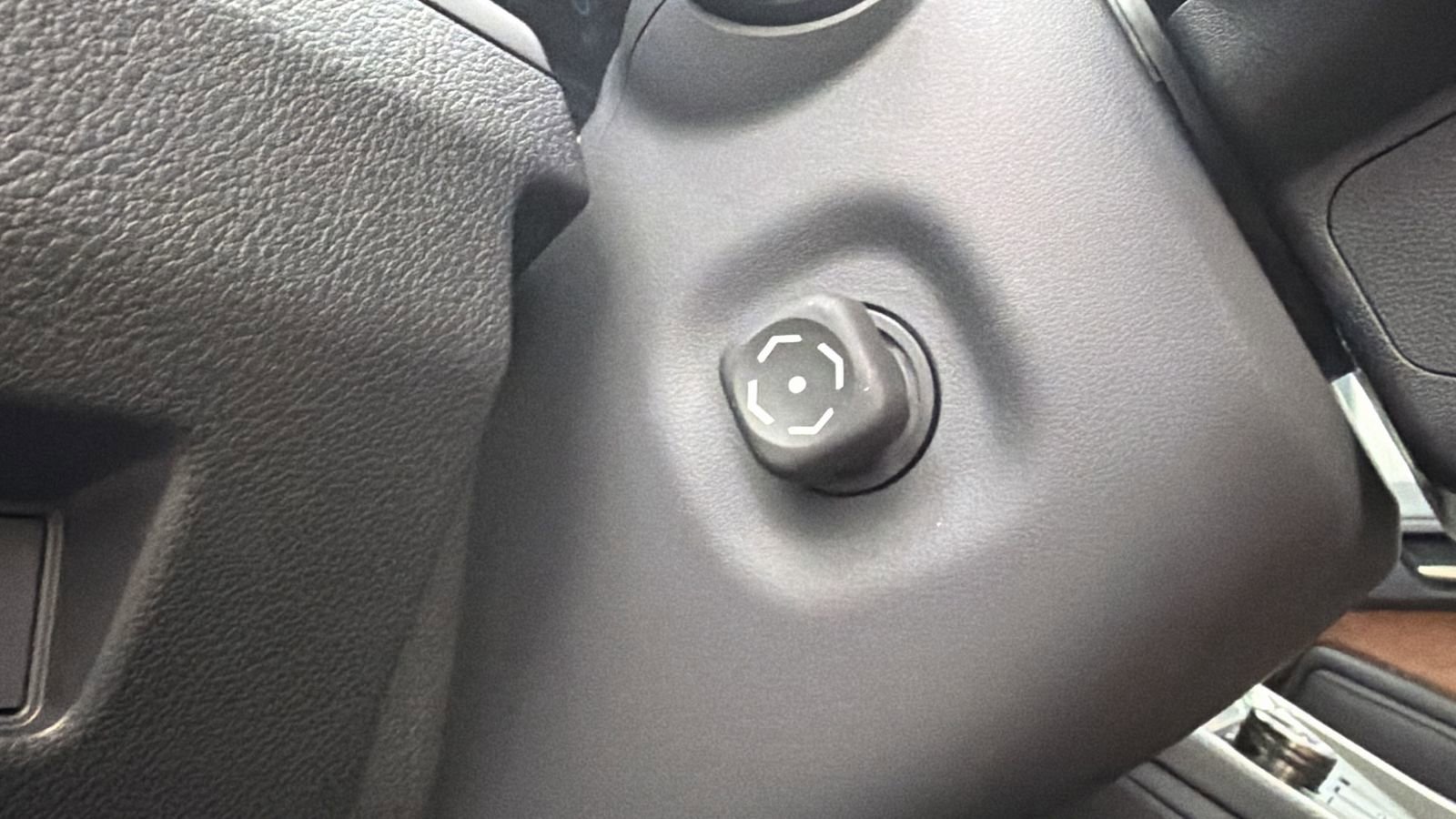 Used 2026 Lexus GX 550 550 Premium+ w/ Accessory Package (2T) image 30