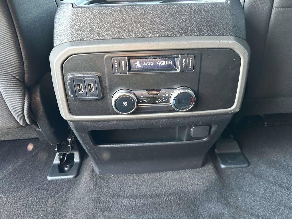 Used 2019 Ford Expedition Max XLT RWD image 14