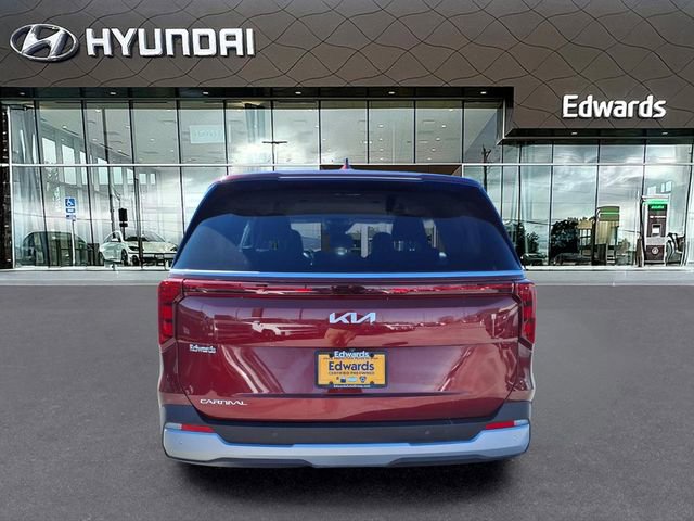 Used 2025 Kia Carnival image 6